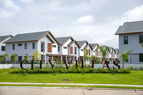 First Myanmar Investment Public Company Limited FMI Yoma Land City Villas